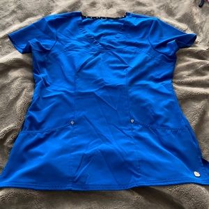 Heartsoul M scrub top. Matches with listed blue pants